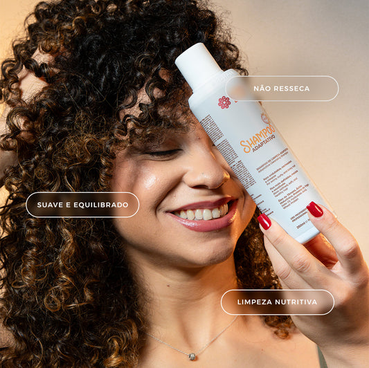 Shampoo de Cachos: Limpa Profundo com Maciez | Raízes & Vibes