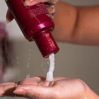 Shampoo Neutralizante de pH: Limpa e Prepara o Cabelo Pós-Química | Equalize 300ml - Prohall
